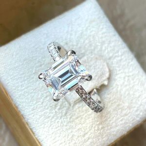 3ct emerald cut ring